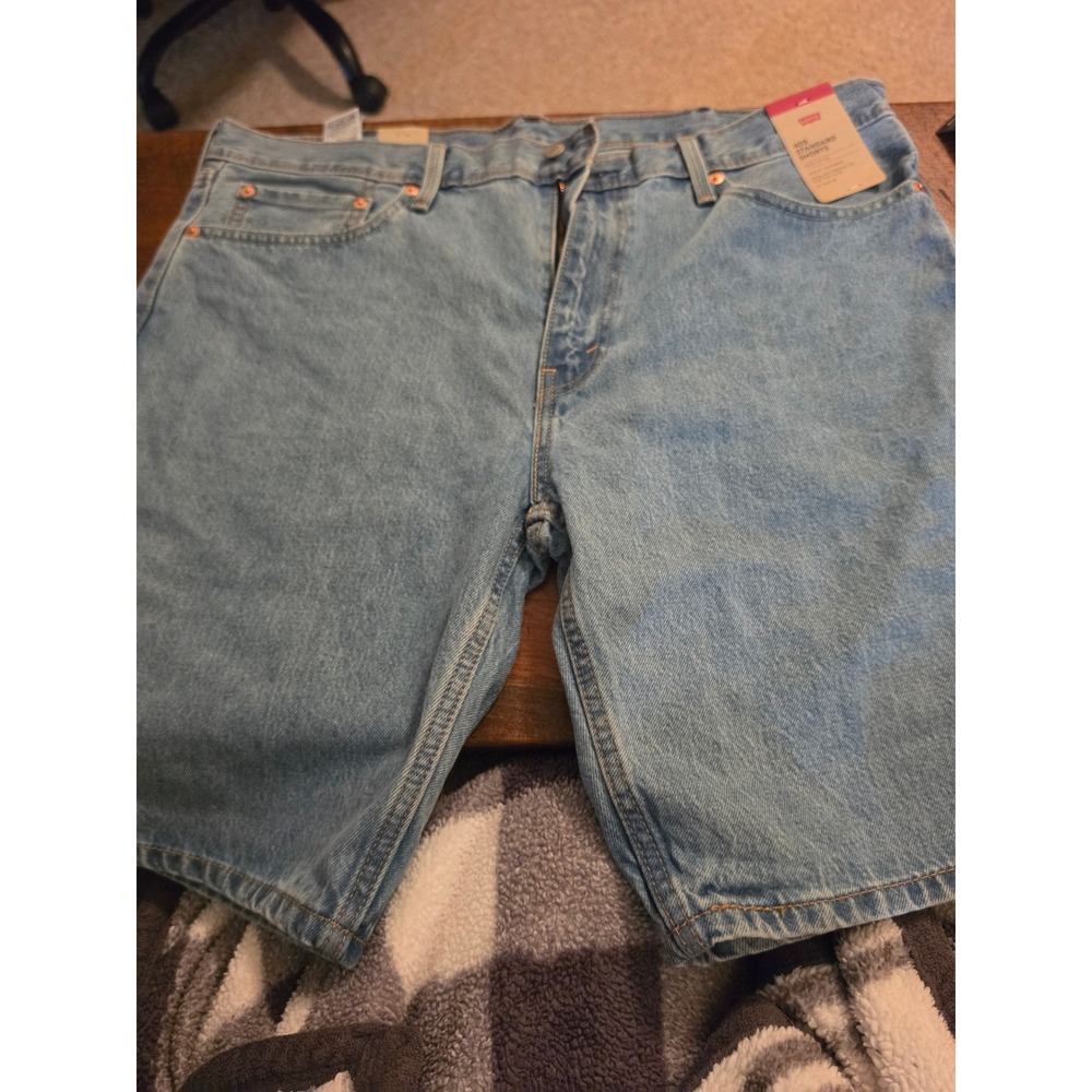 Levis 405 Standard Shorts Mens 38 Light Wash Denim 100% Cotton 39864-0042 NEW